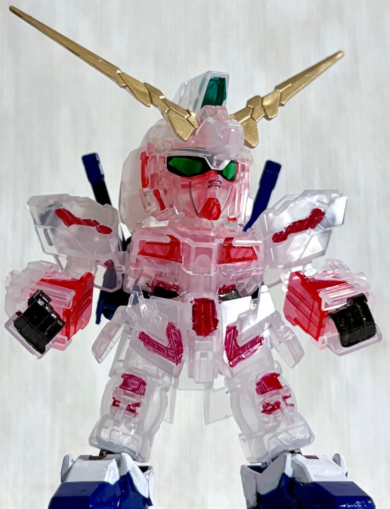 全身クリアパーツのガンプラを組み立てたのは武者○伝のコミックボンボン誌上限定キットの「堕悪魔刃頑駄無」以来かな。