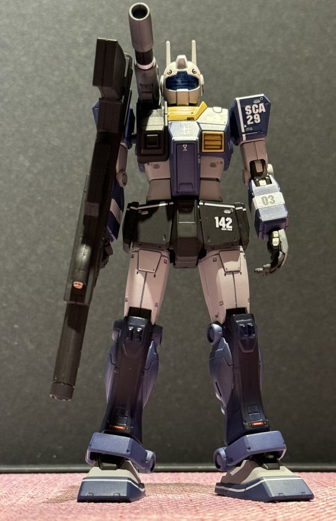 バズーカを持った正面からのアングル