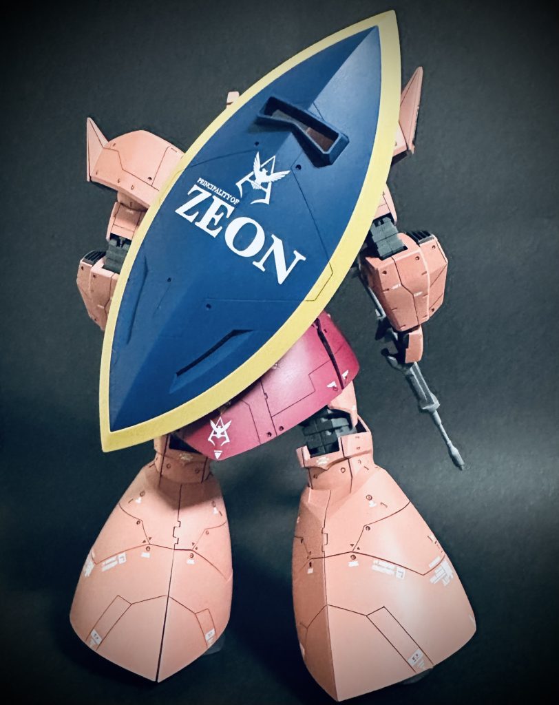 ゲルググと言えばこの盾ですよね（笑）