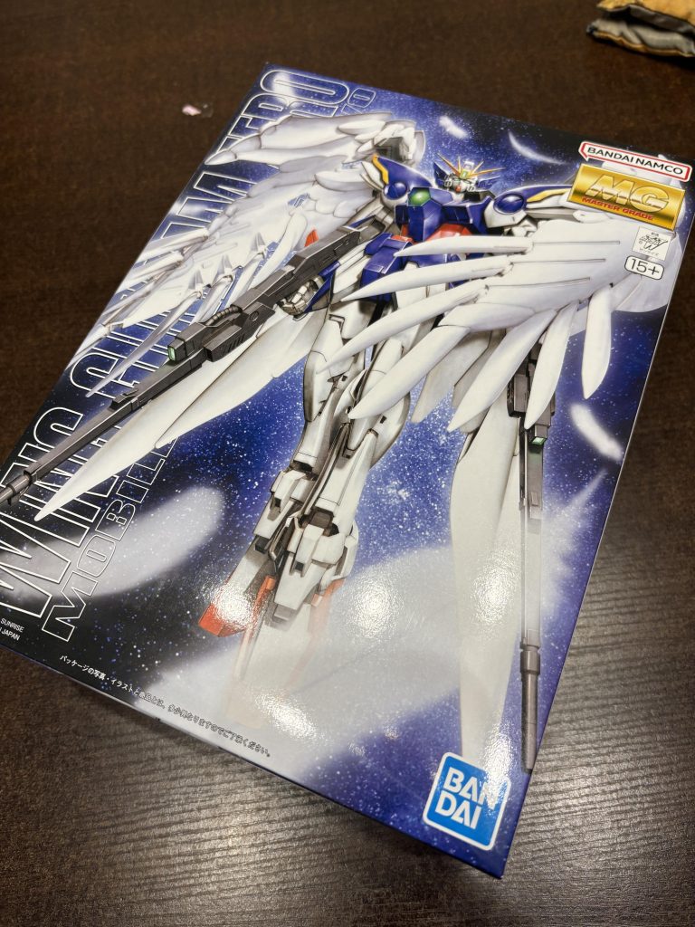 作品名：おっさんにもサンタさんからプレゼント⭐️<p>12月24日、仕事を終え家に帰ると、 「パパ、サンタさんがなんか送ってきたで‼️」と11歳の娘。 早速子供達が段ボール箱をバリバリバリ・・・ 中から出てきたのはなんとMGゼロカスタム‼️ ？ネット注文した記憶なく、そもそ [&hellip;]</p>
