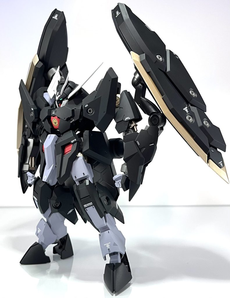 シールドプライヤーのこの角度がめちゃくちゃお気に入りです。