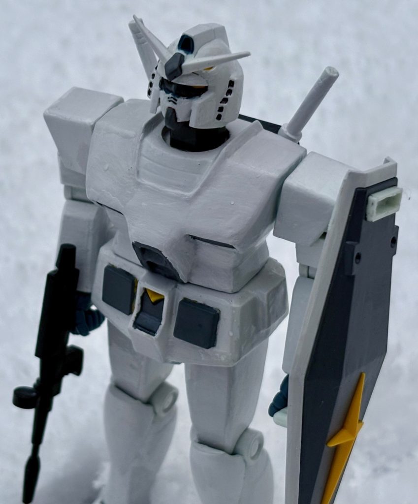 ガンダムと雪。