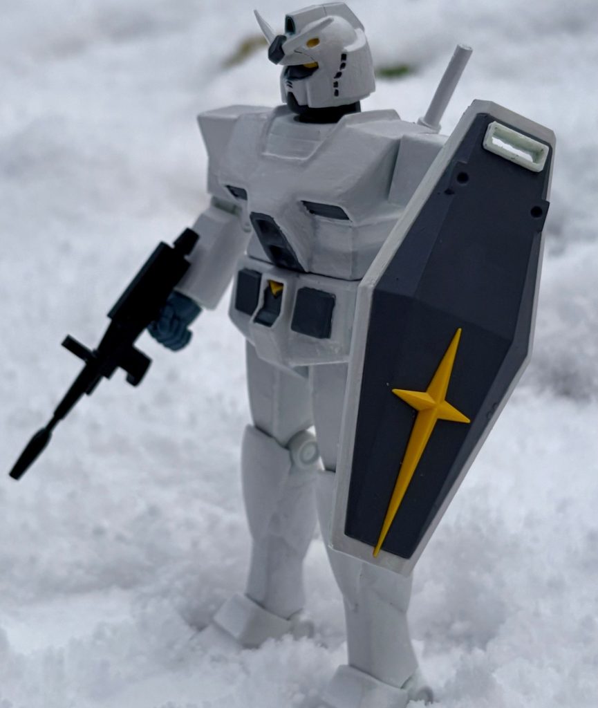 たまには野外撮影するのも悪くないね(zaku-kao5)