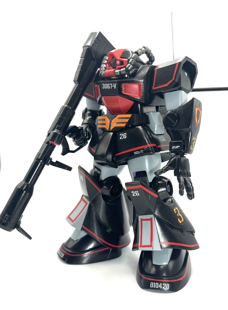 バズーカスコープとモノアイにはHアイズを使用しました。動力パイプはモビルパイプに交換しました。