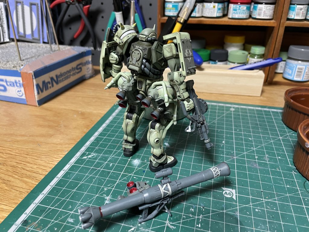 バックパックはネオジムで脱着可能です。