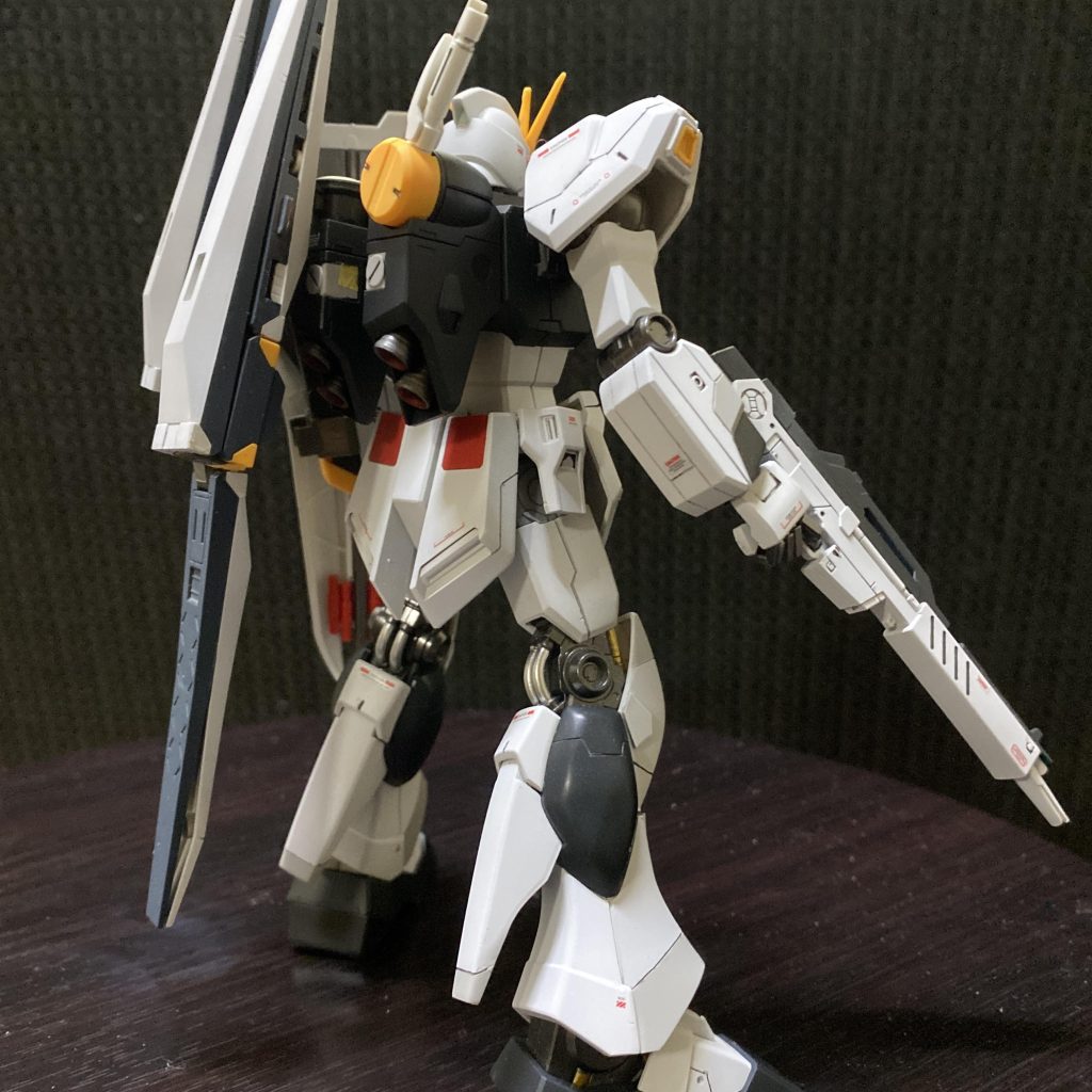 HG νガンダム–3枚目/制作者：Tak2230
