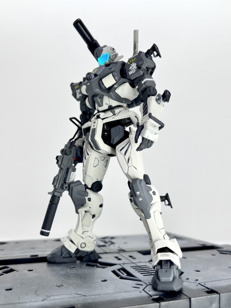 HG 軽キャノン (ホワイトディンゴ隊仕様)–6枚目/制作者:ごちお