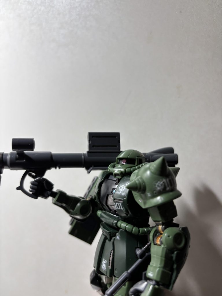 追記武器装備させました写ってませんが光学器レンズにピンクレジンモノアイもレジン一滴垂らしてみました