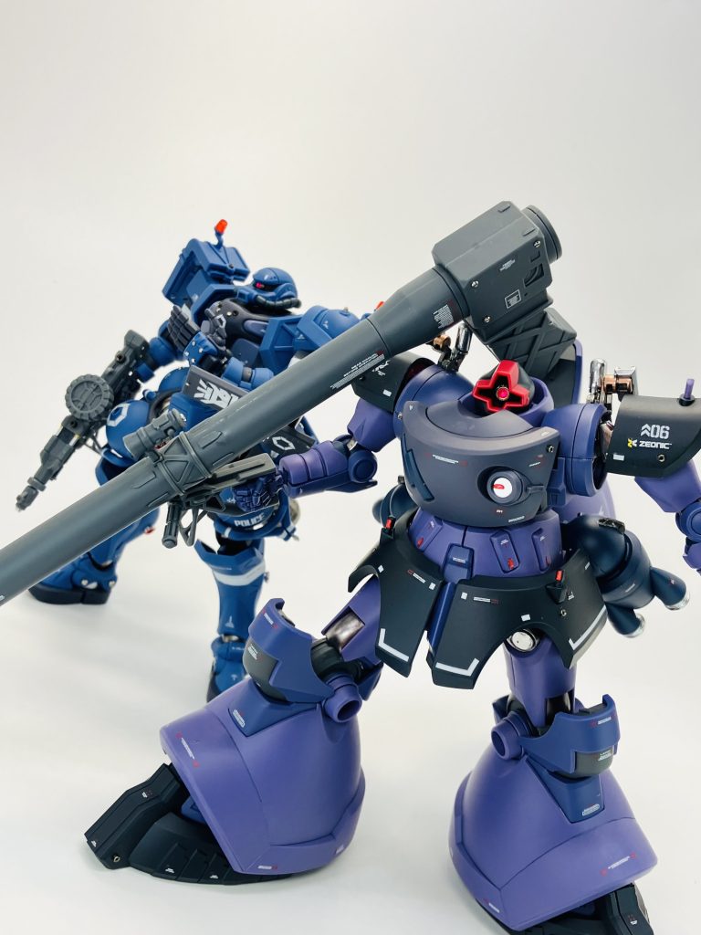 同じ世界線の軍警ザクとツーショット📷😚