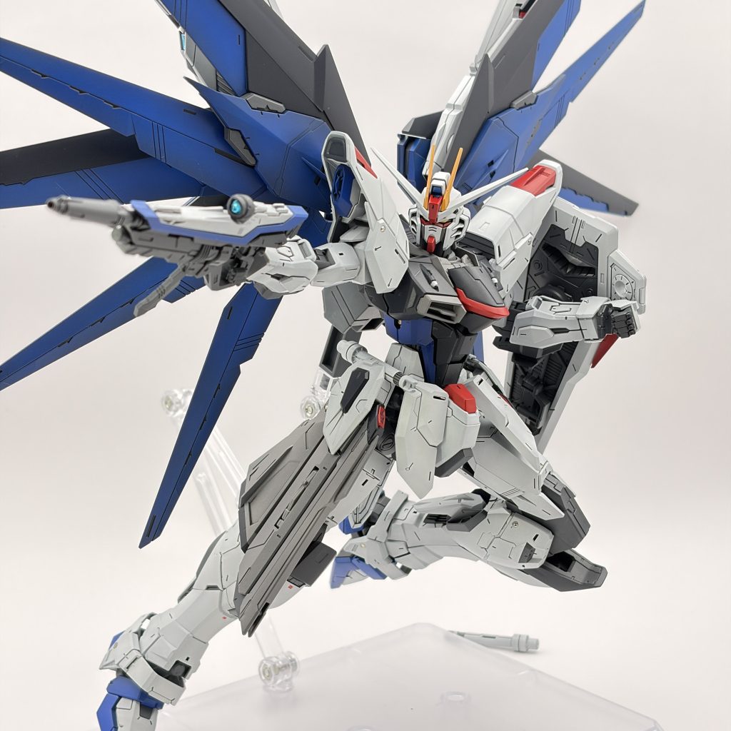 フリーダム2.0 全塗装–2枚目/制作者：ぱやぞう