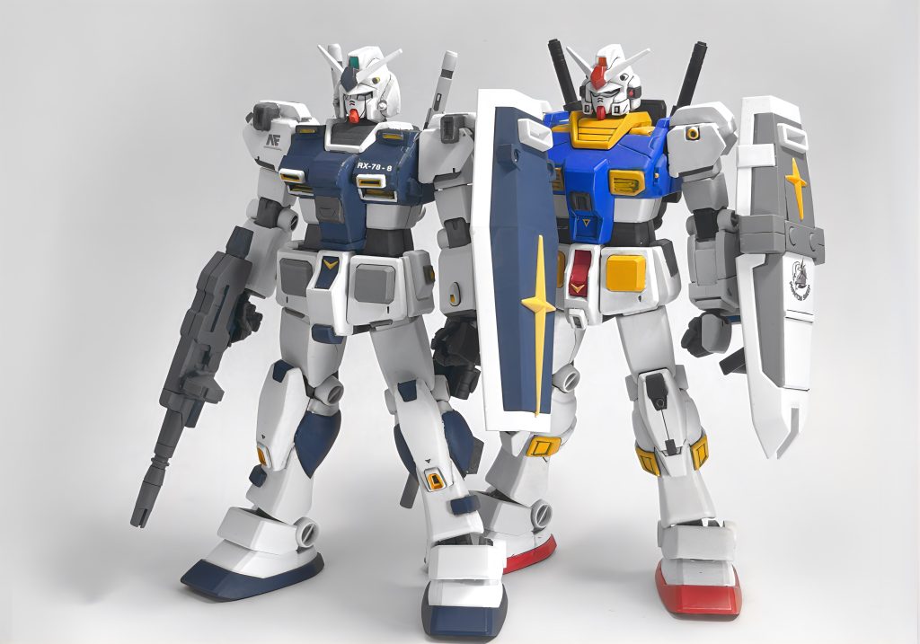 ガンダムと自作7号機との比較7号機の予備機だったという設定でもあるので、肩パーツなんかは7号機に似た造形にしてます。実はプロトタイプガンダムから8号機までをNo.21ガンダムをベースに揃えようと思っていて、この7号機と8号機はその一環です。HGの4,5号機は持っているのでそのうち制作しようかな〜と思ってます。