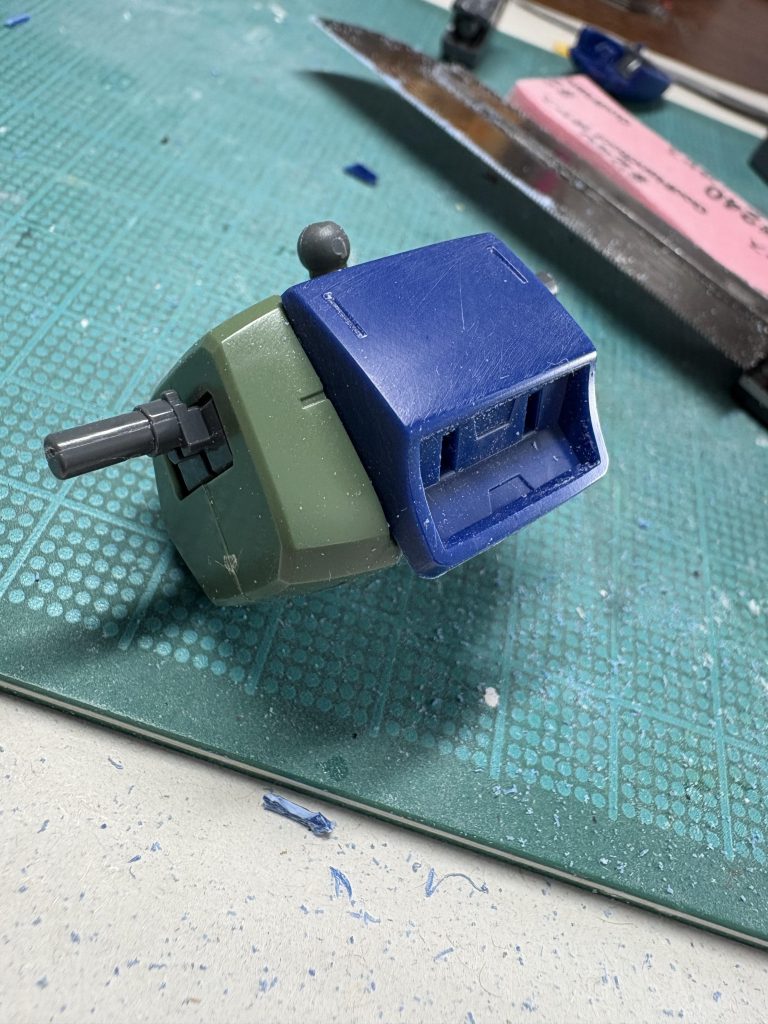 ランドセルはかなり薄くしました。