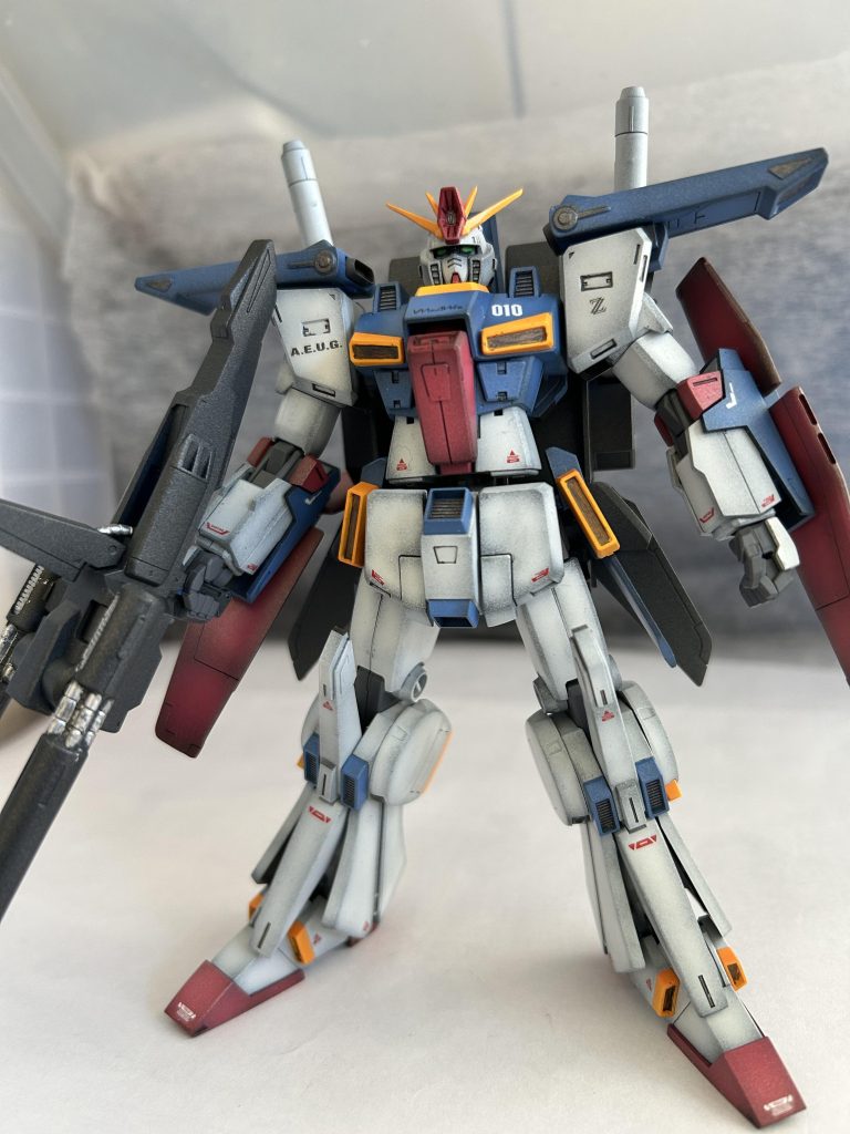 膝の先端ほんとは赤なんですが塗るのやめました。