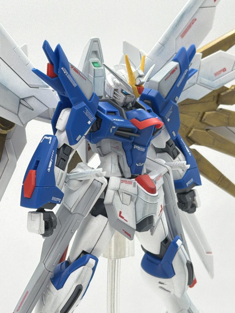 プラウドディフェンダーのゴールドのみ塗装した、部分塗装です。