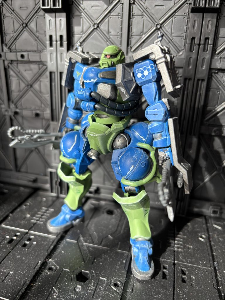 ザク1カラーのコチラは近接防御型