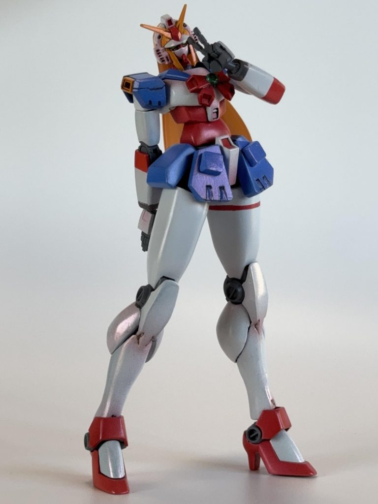 モモ、スネ、胴体、胸部、前腕、下腕、スカートを延長や幅増ししてボリュームアップを行いました膝周りは可動を少しだけ広げてあります。