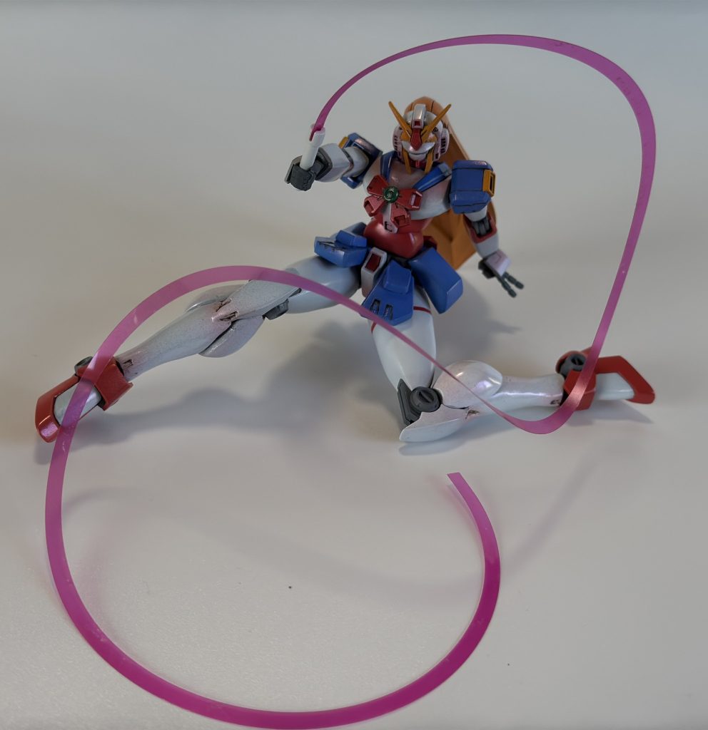 開脚。この可動は改造しなくても可能です。