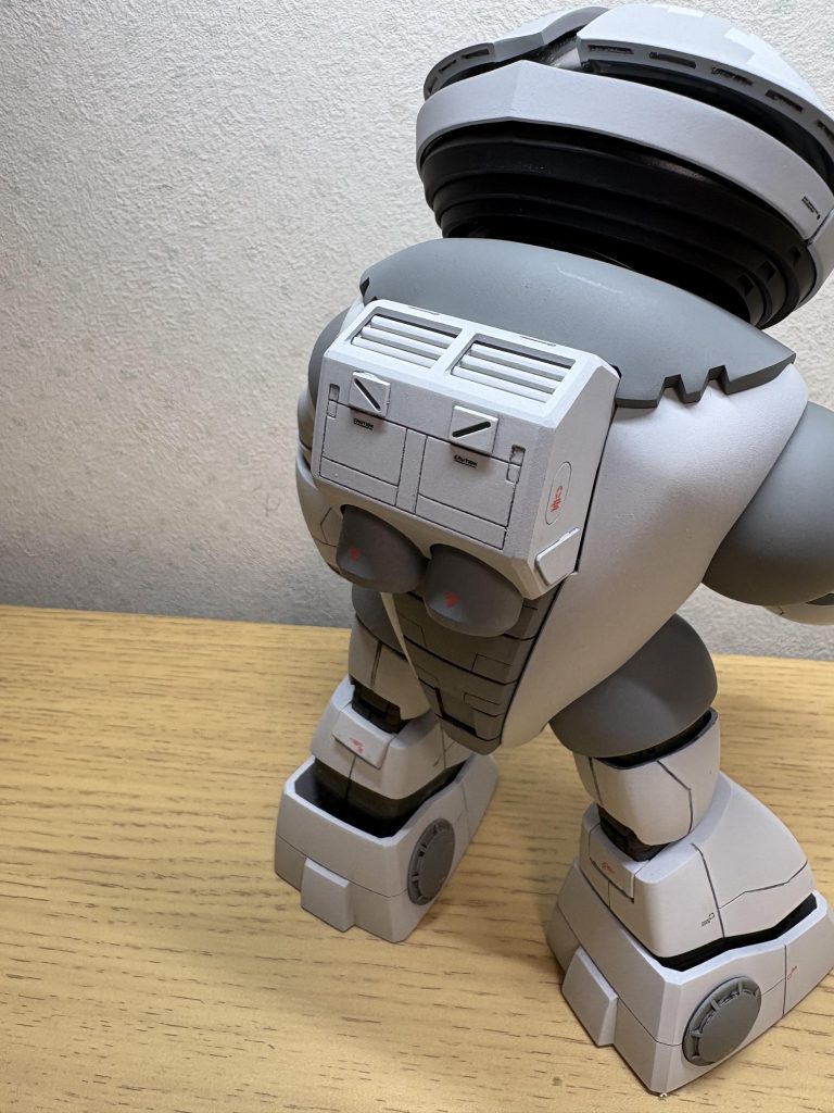 バックパック。スジボリが直線的で、どうも連邦っぽくなってしまった…この辺も要勉強ですね。最後まで見て頂いてありがとうございました！