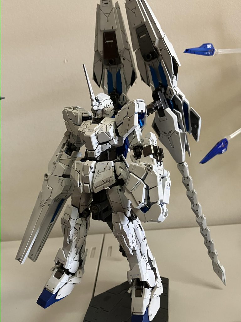 ユニコーンモードで白は成形色と同じように複数使っています