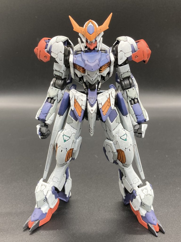 マステ貼りまくって塗り分けしましたが、粗が目立ちます（；＿；)