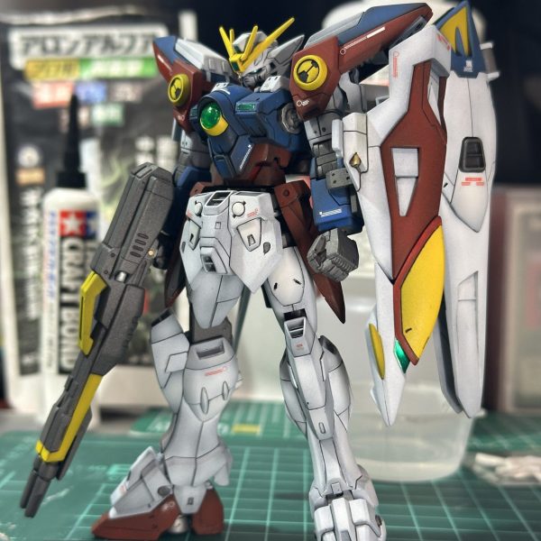 デカールがシルバリングして修正してたらこんな時間に‥剥がれたトップコート艶消しふいて完成ですかね。&nbsp;（1枚目）