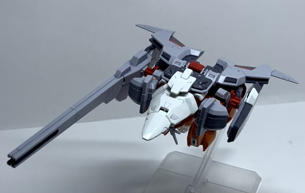 飛行形態劇中では使用されず、ガンダムフロント東京内での特別映像「DOME-G」にてマスクのRX-0 フェネクスとの交戦時のとき初お目見えしましたね。