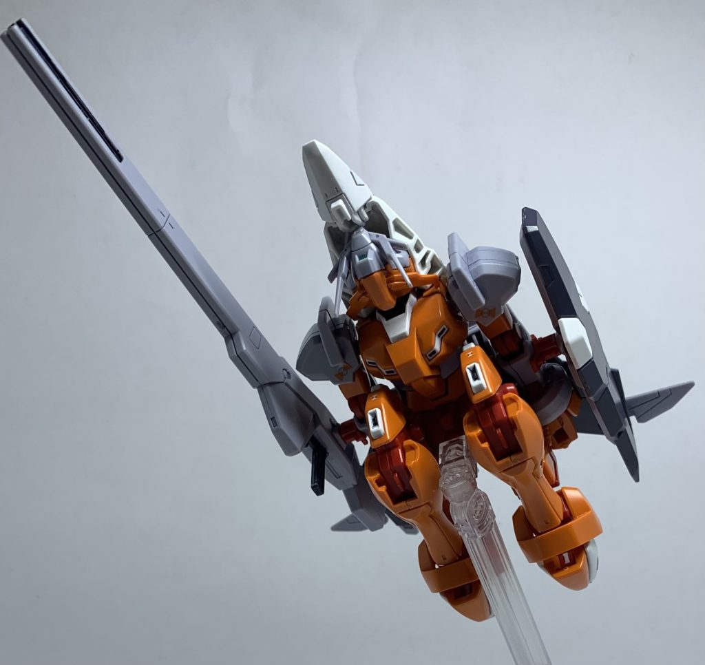飛行形態裏側からなかなかに面白い変形してますよねG-アルケインゼータ系の亜種であることがよくわかります。