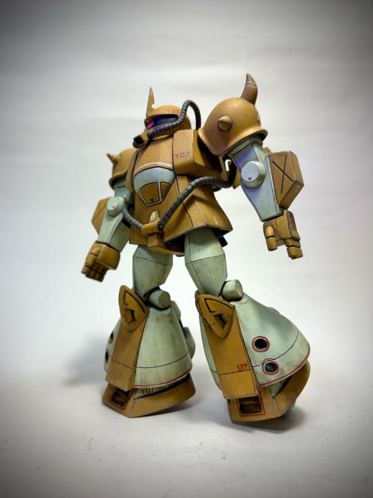 デカールは機体番号とグフレディを貼りました。ラインは手書きです。最後までご覧いただきありがとうございました😊