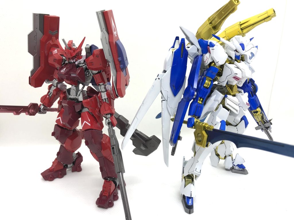 同じようなコンセプトで作ったのバエル リベルタと。