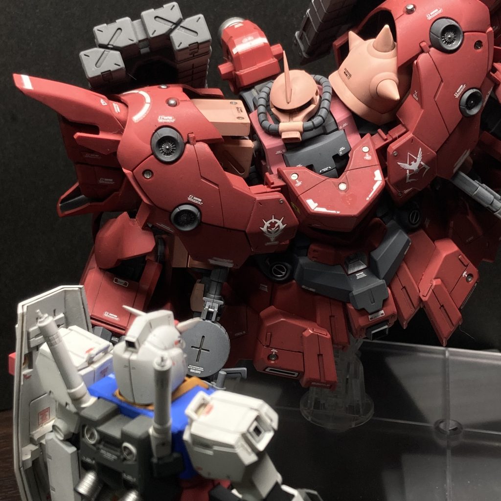 ちなみに、コレが元の写真です。スタンドがしっかり写ってます。