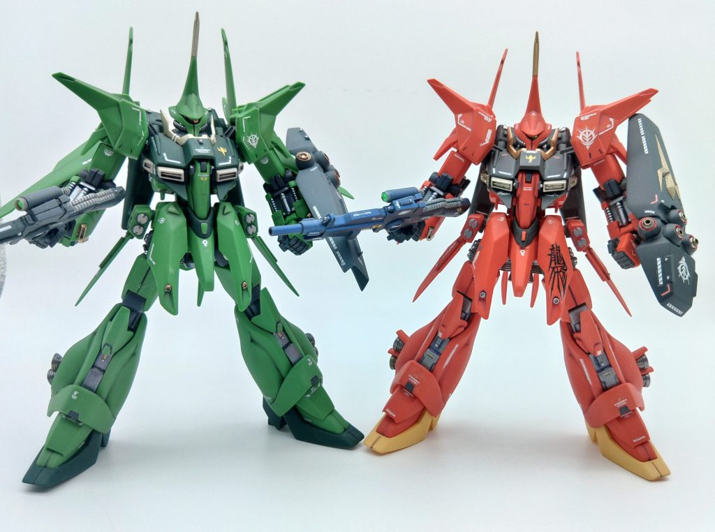 HGUCバウ発売当初にも簡単フィニッシュで艶消しだけ吹いて作ってみましたが、味気のないただの艶消しのバウになっただけだった思い出があります。今現在ですと、豊富なディテールパーツや、いいデカールが市販されているので完成度を底上げしてくれて非常にありがたいです。量産型バウを作ってからHGUCのバウというものにハマってしまい、HGUCのリバウも入手しました。リバウは現在製作中ですが、このバウを発掘したついでに、赤バンダイの量産型バウも積みプラの山から出てきてしまったので、袖付きバウもいけるのでは？という思いに刈られております。リバウ+袖付きバウ製作中はこちら↓https://x.com/i/status/2000894613972988026&nbsp;量産型バウはこちら↓https://share.google/p9JIQvxaET6O1cvXt