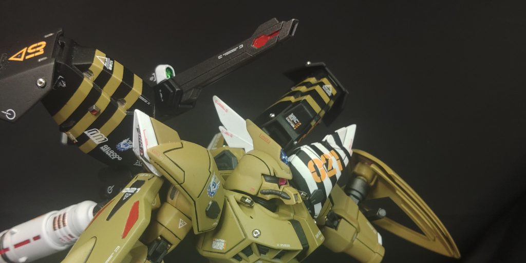 MAM-G3L1　インフェルヌス電磁砲ベース機ではウイング部に装備されていた物で、装備位置がボレロ本体部に移動し上下に角度を付けられるように改良されている。