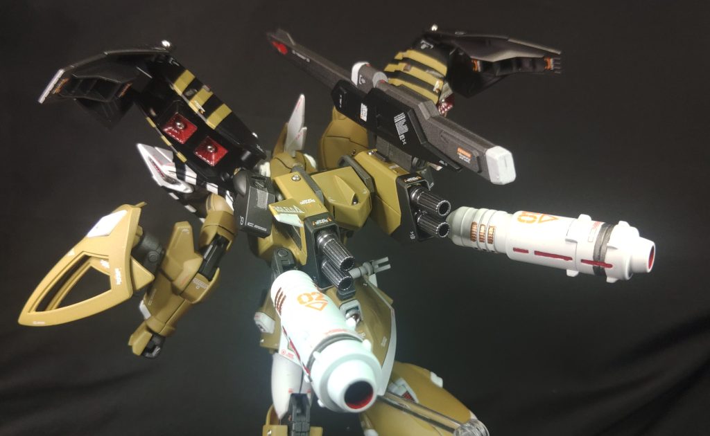 EQM-545/A ボレロA改ベース機にあったボレロAは空戦仕様のボレロA(Air)であるが、本機のは全領域対応型ボレロA(All)に改造されている。側部には大型ウイングバインダーであるウェルテクスユニットとプロペラントブースターを装備しており、機動力や航続距離が大きく上がっている。