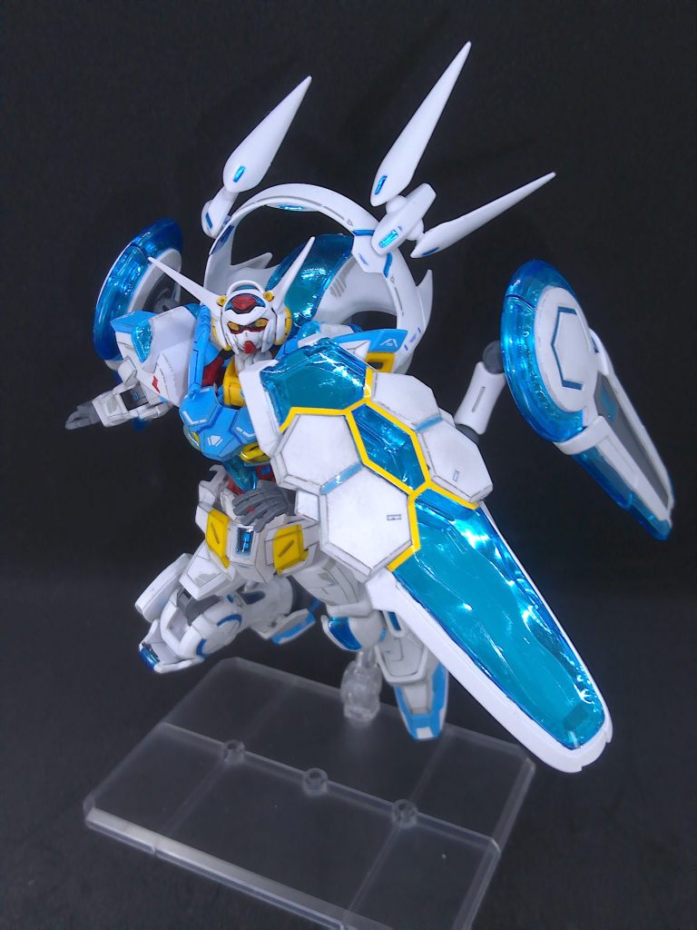 クリアスカイブルーのパーツの下地にフィニシングシート。クリアパーツのみガラスコーティング。