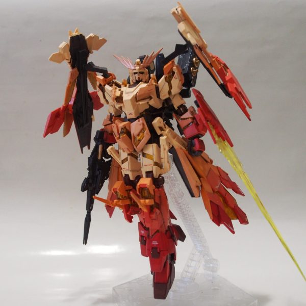 ユニコーンガンダム3号機　フェネクス・ソール