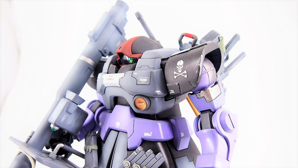 顎を引けるように加工モノアイをハイキューパーツの物に変更レンズカラーを赤からグリーンに変更