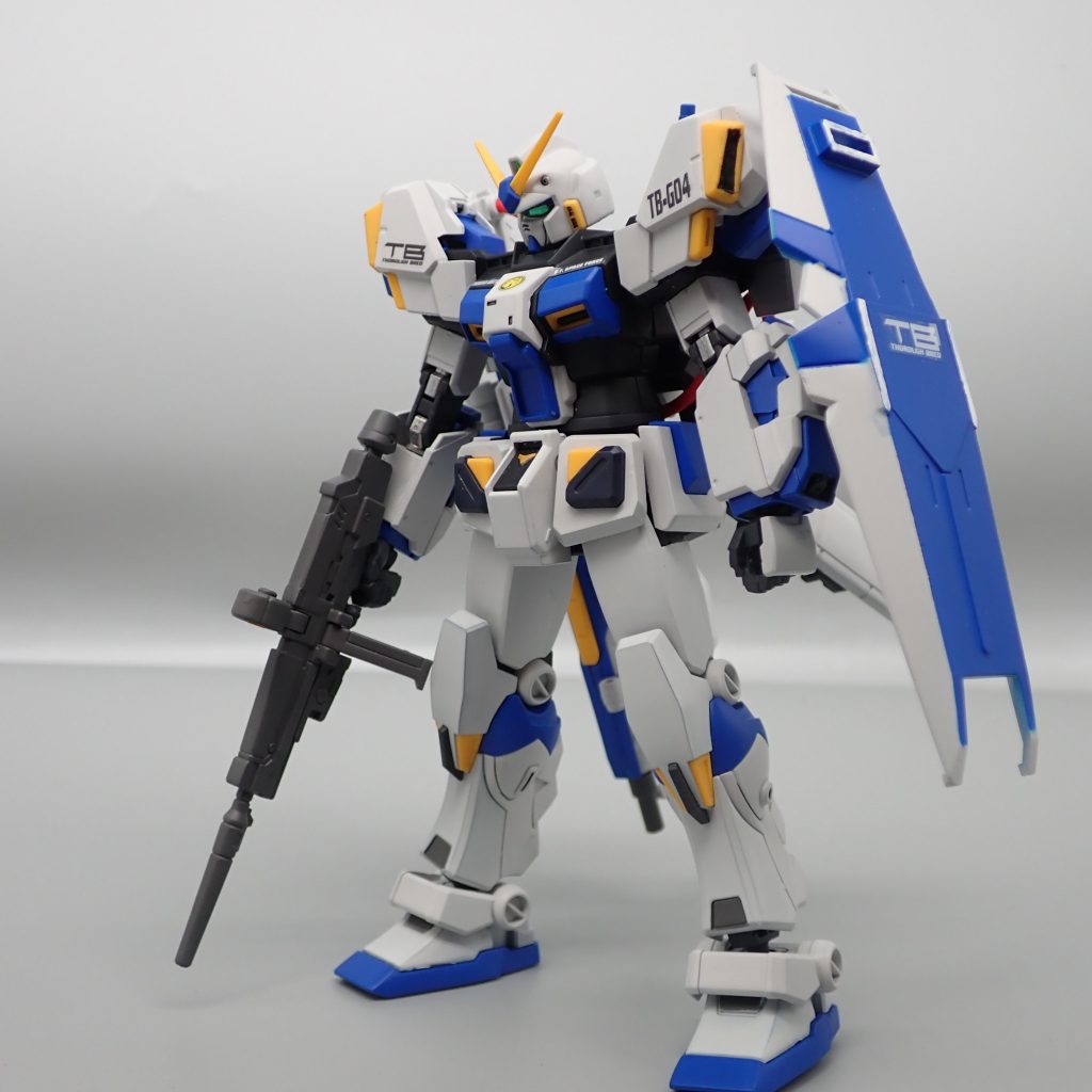ガンダム4号機–2枚目/制作者：アンジェロのプラモデル工房