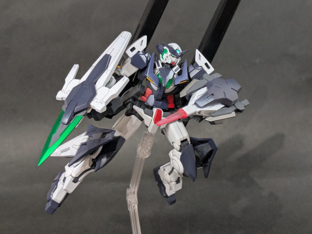 アメイジングアームズシールド(ビームソード)アメイジングGNソードII(ソードモード)GNソードIIはリボーンズガンダムのシールドをベースにオリジナルで作成