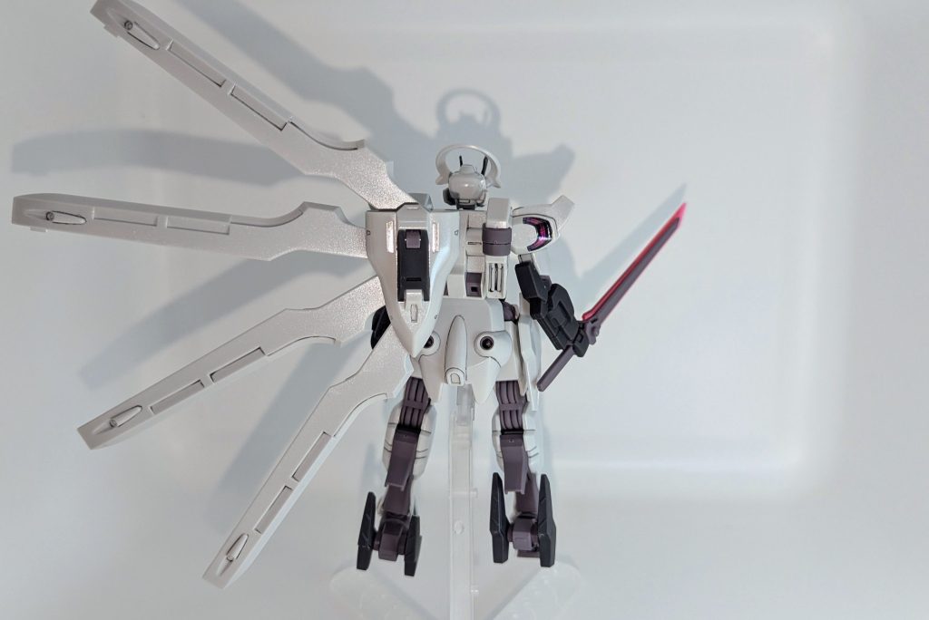 ガンダムシュバルゼッテ–3枚目/制作者：ゆろ