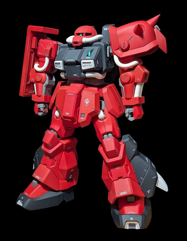 HG ホビーハイザックをベースに各所をいじり倒して作成しましたレジオン特有の朱色に近い赤を出すのに調色を繰り返しましたクレオスのRLM23レッドにシャインレッドを僅かに足してみました