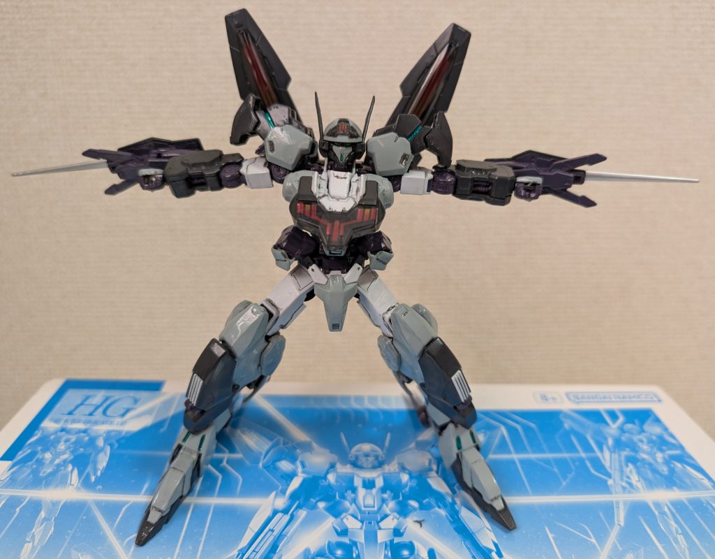 クローからショートブレードも出てきます。