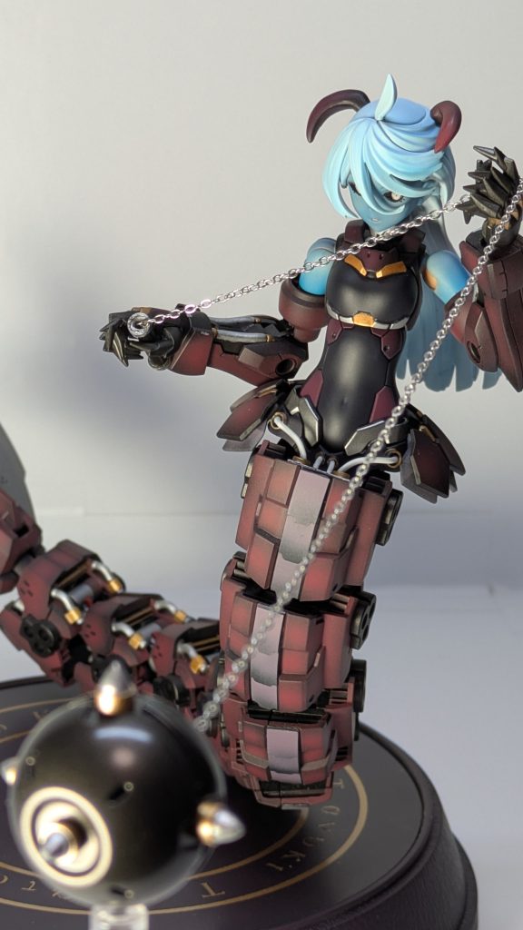 ・メイン武器レイピアと迷ってモーニングスターを選択。ベギルベウの球体に棘と100均チェーンでスクラッチしました。