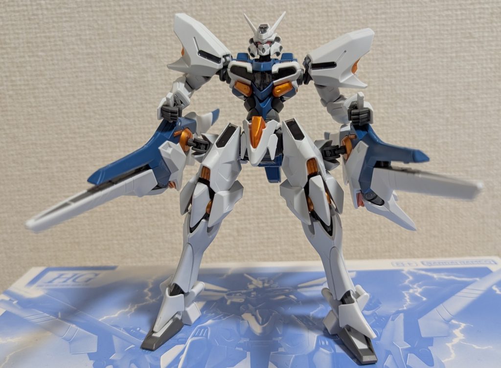 左右一対のヴァジュラを展開。