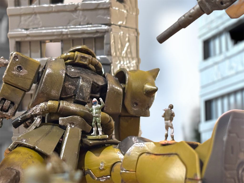 すごく頑張って工作しました笑流れた脚がポイントです。&nbsp;&nbsp;お気に入り作品その７　カルア・ヘイズ専用ゲルググキャノン 