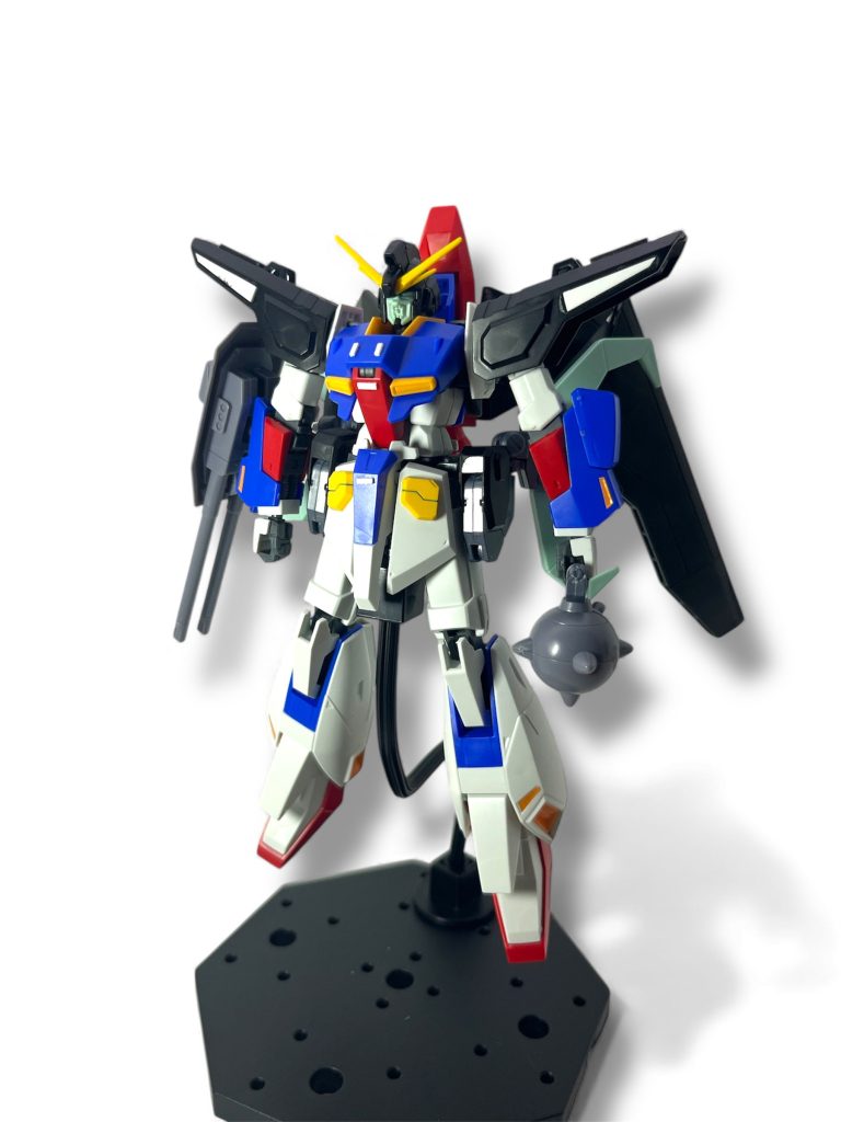 塗装前の状態です・接続軸の変更・パテ埋め少々・プラ板やジャンクパーツでディテールの追加