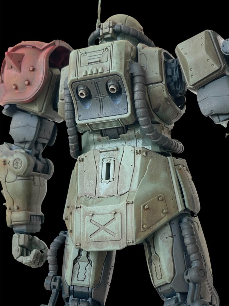 ランドセルのバーニアは穴を開けてメタルパーツを入れました。お尻の辺りもランナーリベット。