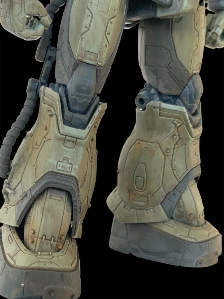 足回りもランナーリベットを多用した割には、元々のモールドの細かさもあってあまり目立っていません。