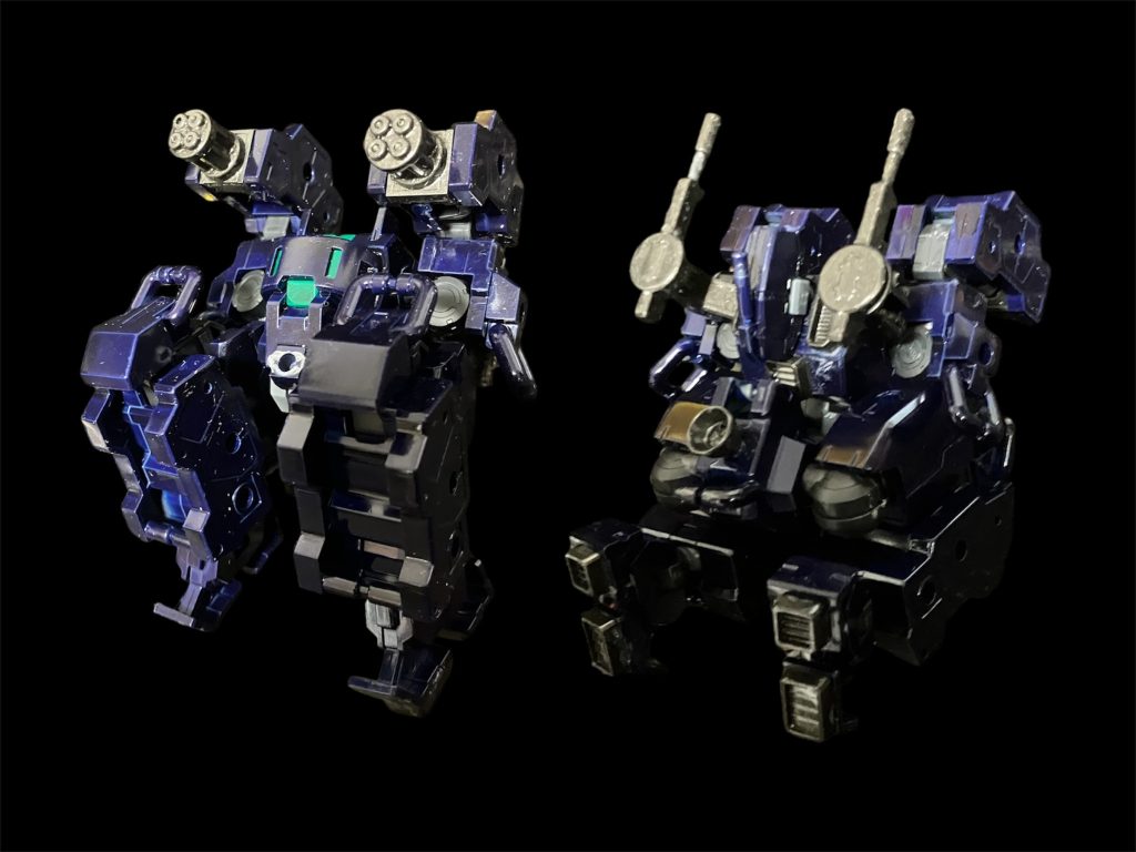 バックパック変形時。もとの30mm小型可変機にちなんで移動砲台としても使えます^_^