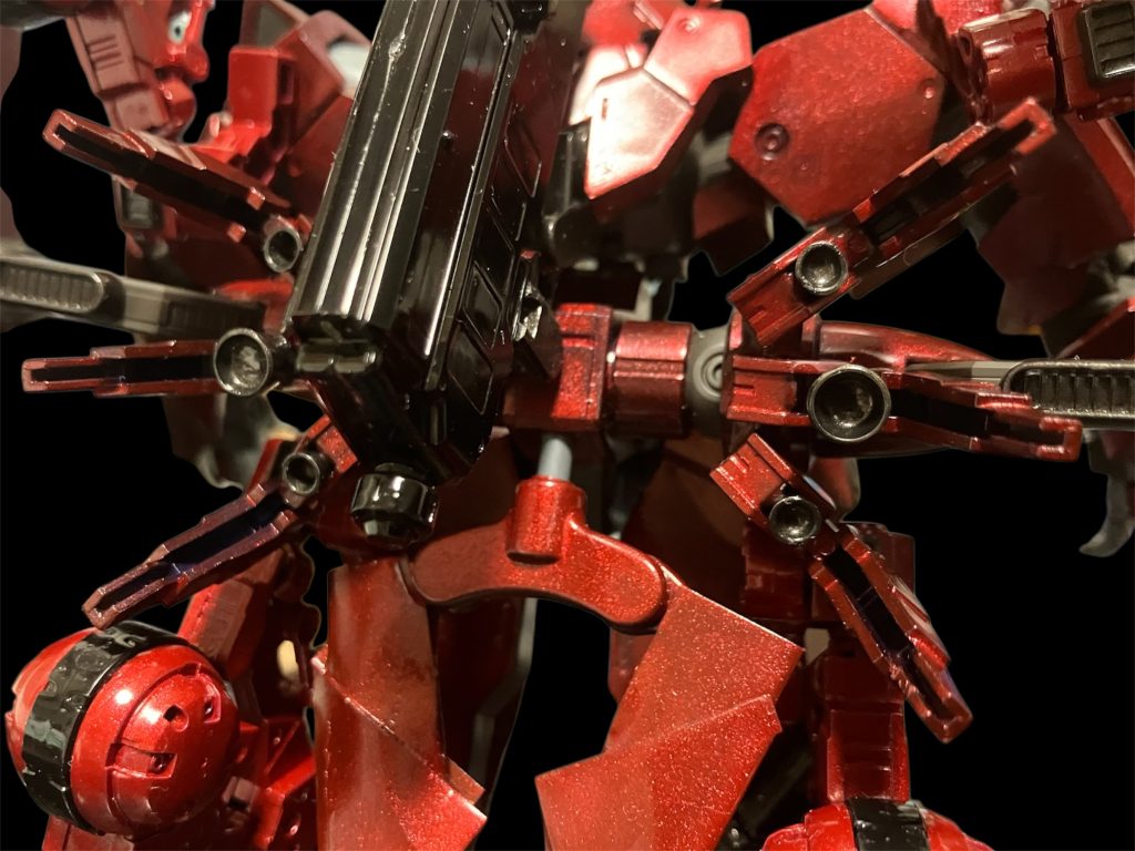 腰部ロケットバーニア付きサブレッグ^_^変形時は副脚となりつつ、補助推進機にも一躍買うという。30mmジャンクとm.s.gノズルをミキシング^_^