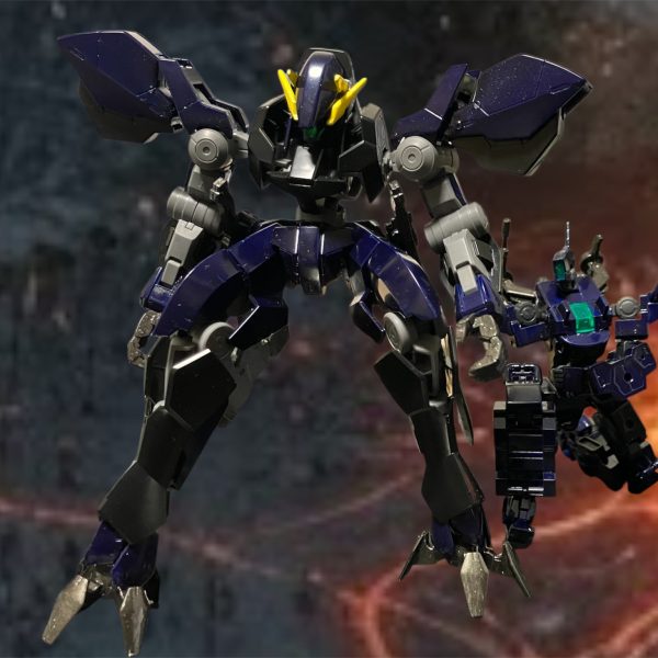 重装甲の前に弾の雨が弾かれる。圧倒的な鋏が腕の関節と装甲を挟み潰しつつある。キシキシッがギシギシッ、グィシャッグイッシャからのガガガガガッに変わりつつある。・・・と思ったら影が！？ぶちかましで吹き飛ばされた蠍の前に現れた巨人。エ、エヴォルブ！？起動したのか？返事はなく蠍に特攻こむ巨人と飛びかかる蠍。怪獣大決戦、始まる‼️（5枚目）